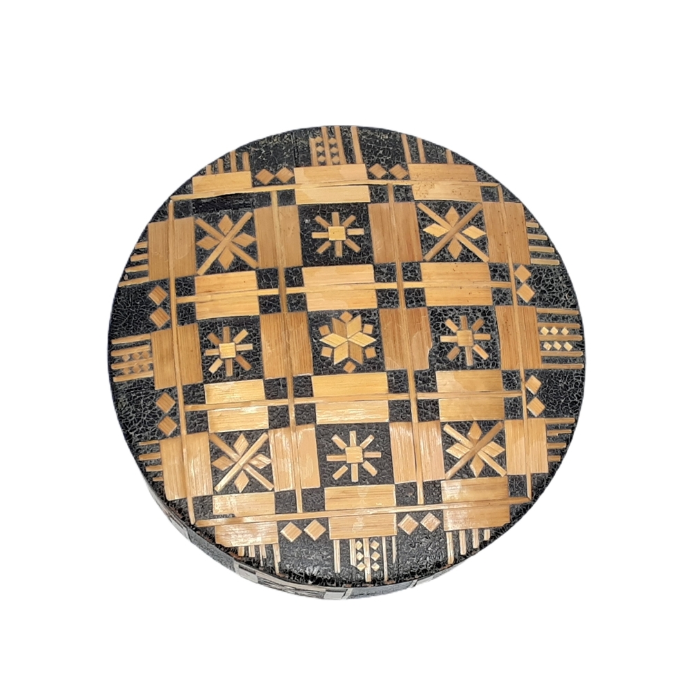 Vintage Russian Oval Inlaid Enameled Wooden Keepsake Box